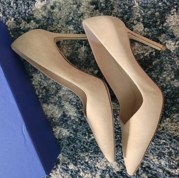Brand New - Stuart Weitzman 95mm Adobe Suede Pumps (runs small, more like 8.5) - Picture 5 of 10